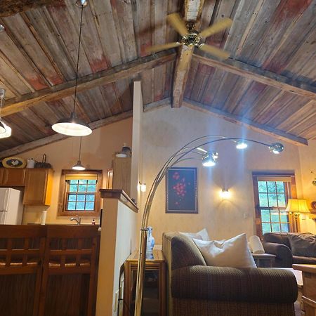 Chanticleer Cabins Sturgeon Bay Bagian luar foto